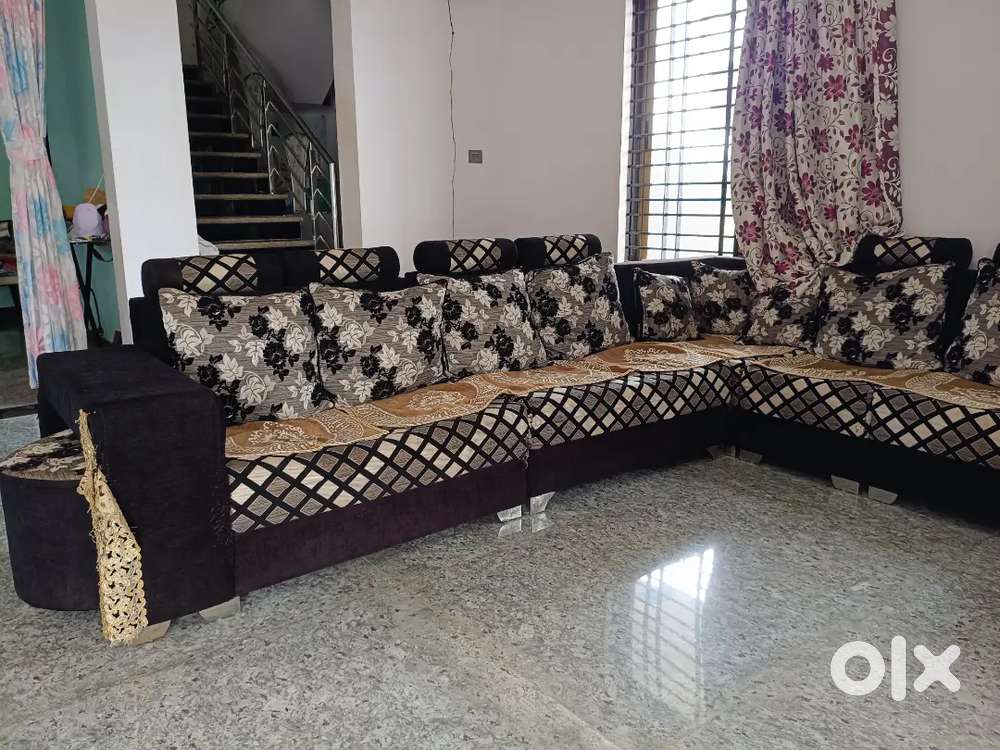sofa for urgent sale