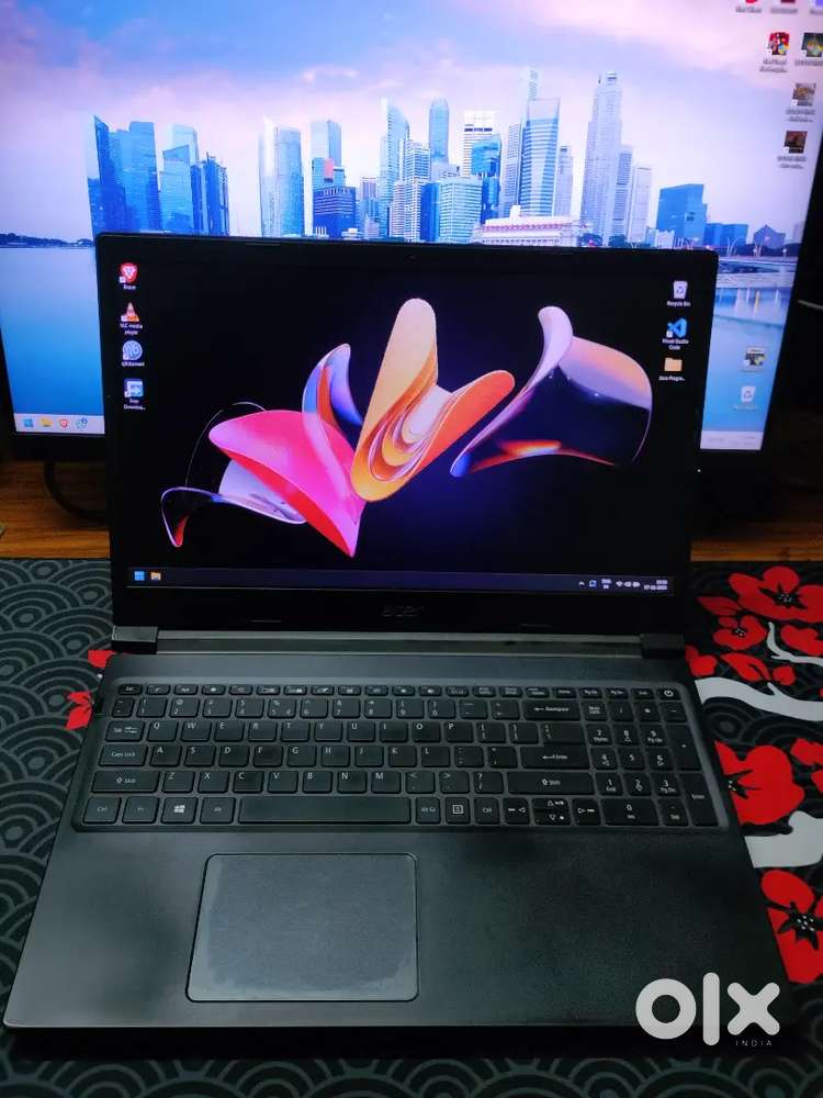 Acer Aspire 7 A715-75G-51H8 Gaming Laptop