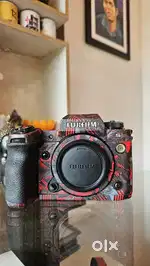 FUJIFILM Xh2S Camera Body For Urjent Sale