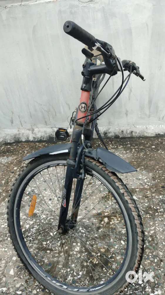 Hero Sprint Genex powered by SPUR PEDAL TECH with 21 gears