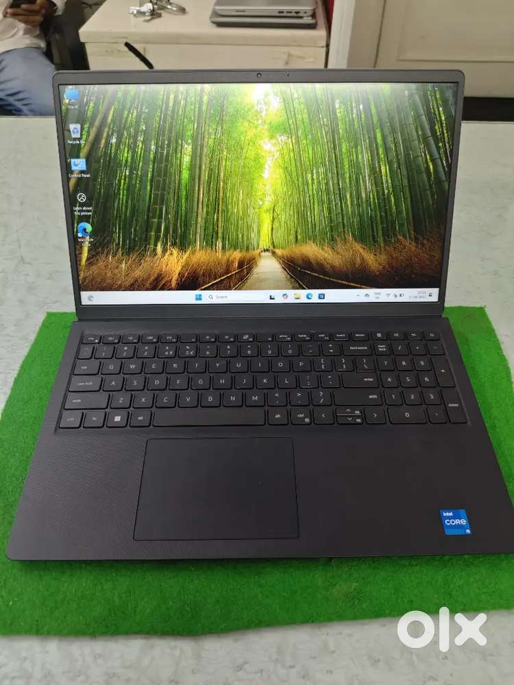 Laptop Dell Core i5,12 th gen,16 gb,512 gb ssd warranty 6 month