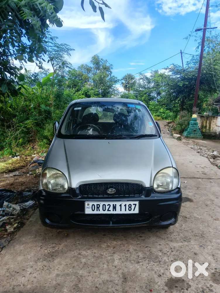 Good condition hyundai santro car