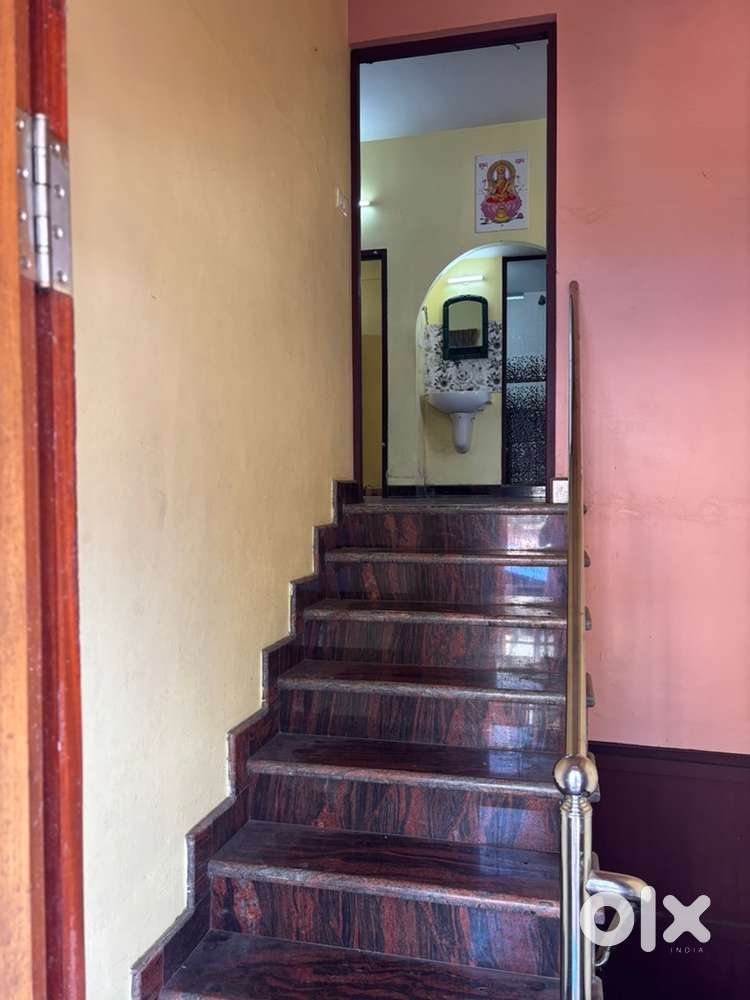 Fully granite , 150 mts from NH, Palluruthy marunnukada bus stop