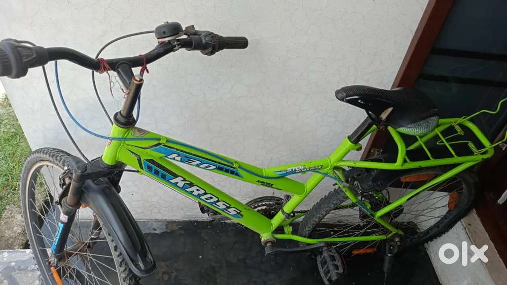 KROSS BRAND BICYCLE WITH 8 GEARS
