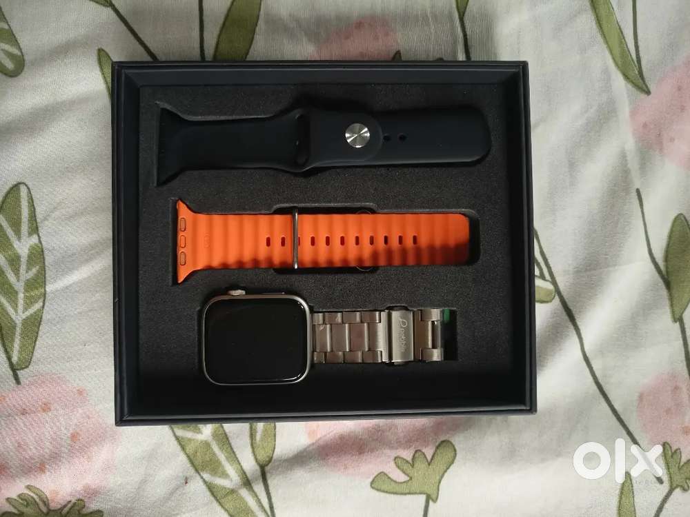 Pebble trio smart watch