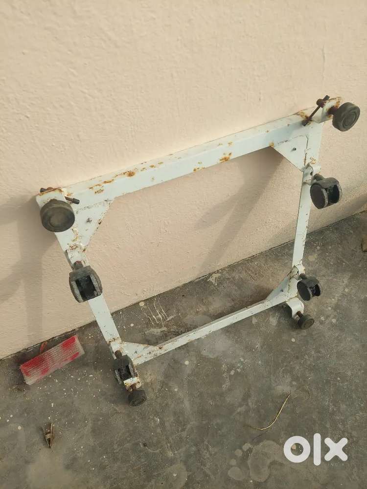 Washing machine stand