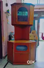 Corner cupboard