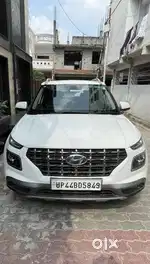 Hyundai Venue S(O) Knight Edition MT, 2021, Petrol