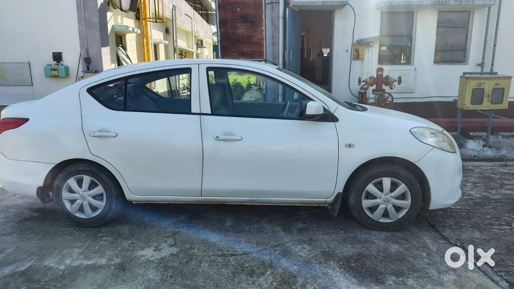 Nissan Sunny 2013 Petrol Good Condition