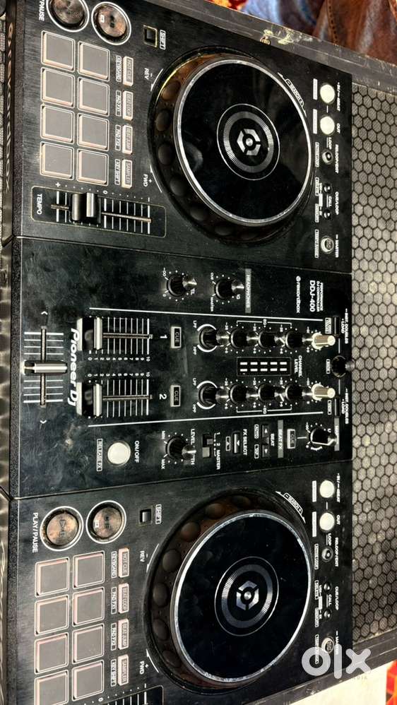 Ddj400 Controller 2 year old