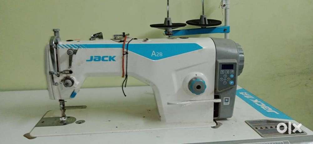 JACK A2b Sewing Machine
