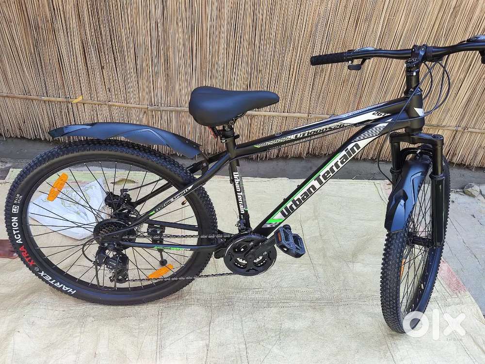 Cycle is well including light and lock.