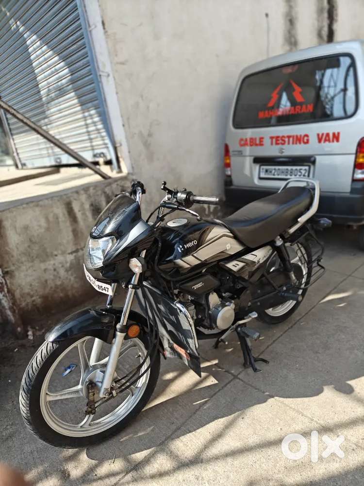 HF Deluxe 2024 model one hand use