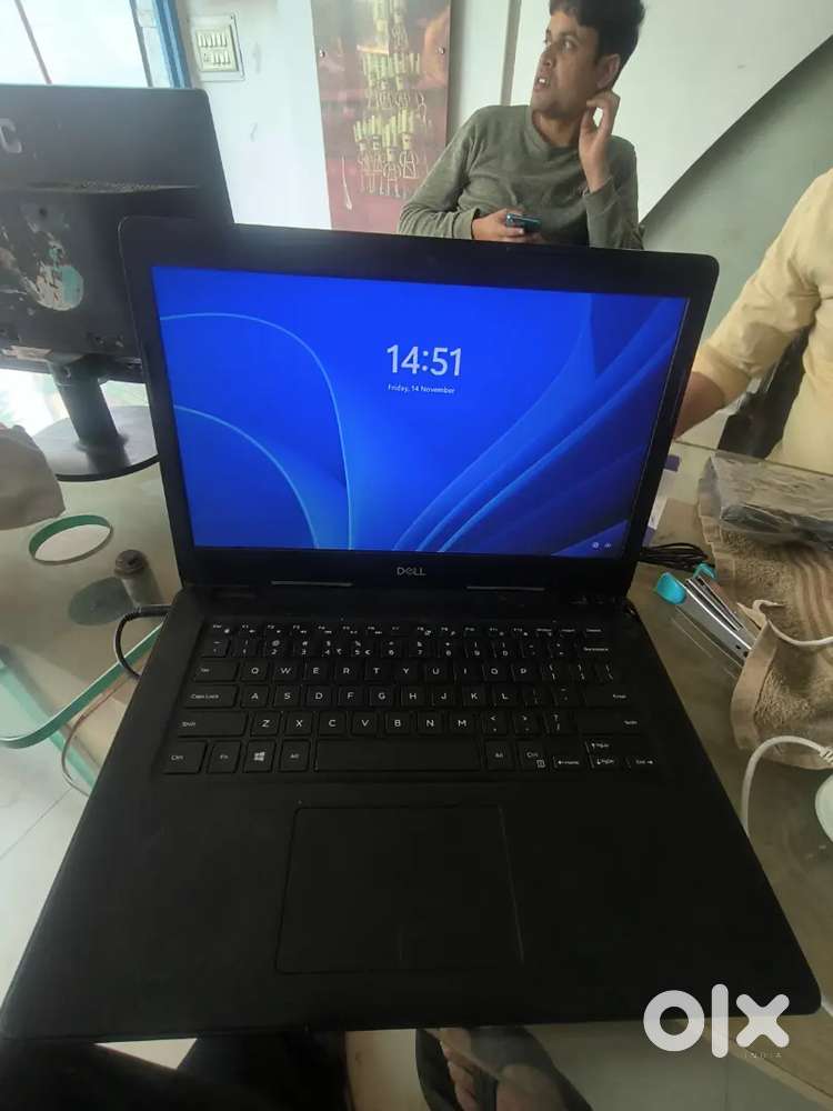 Dell Vostro 3000 i3