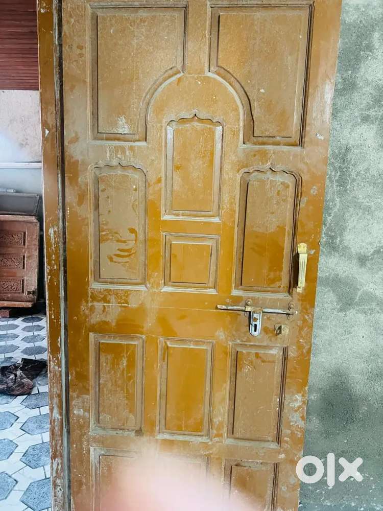 Sagwan Wooden 5 Doors with chaukat!!!