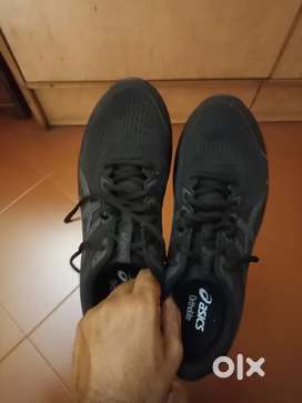 Asics Men runnings/ trainers shoes