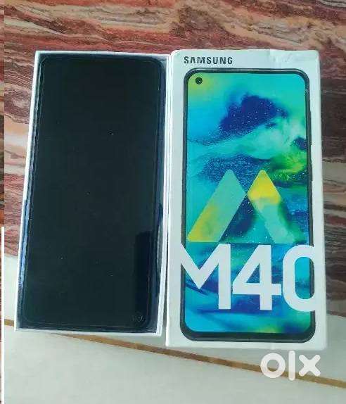 Samsung M40- New