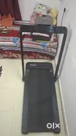 TREADMILL  New and in excellent condition