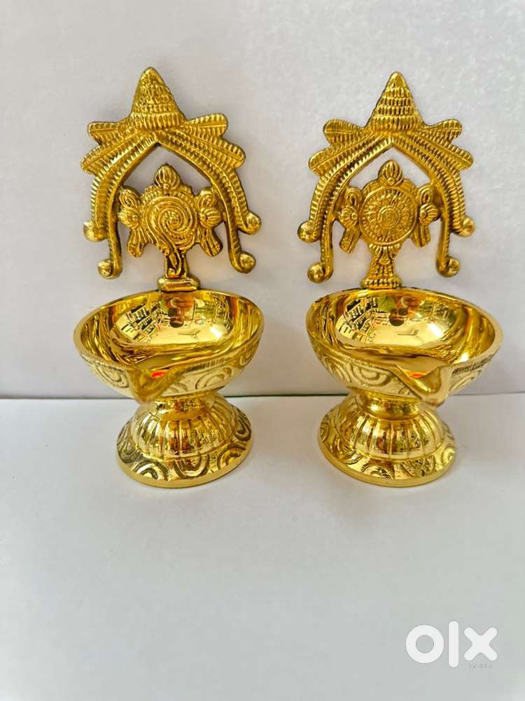 Brand New Premium Fine Brass Shank Chakra Deepam
