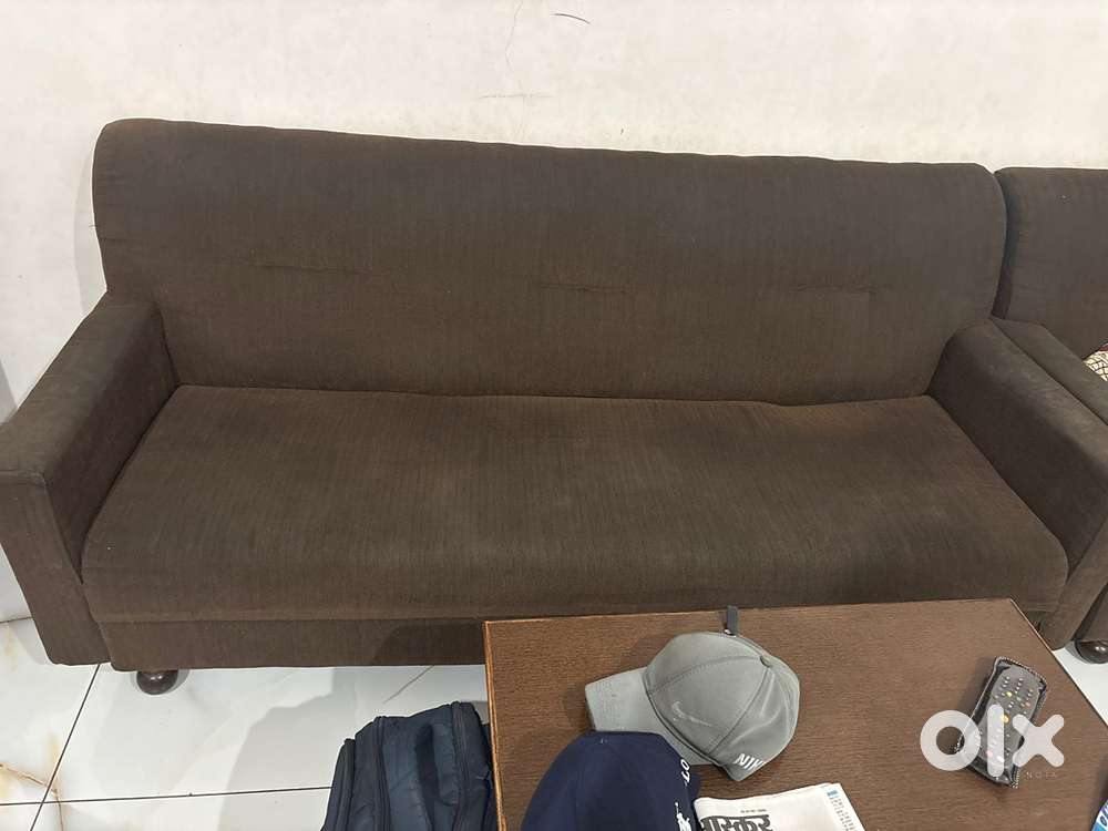 Sofa five setting