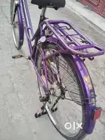 Cycle achi h pr hmna Ranger cycle la li isliye bech rahe hain Avon ki