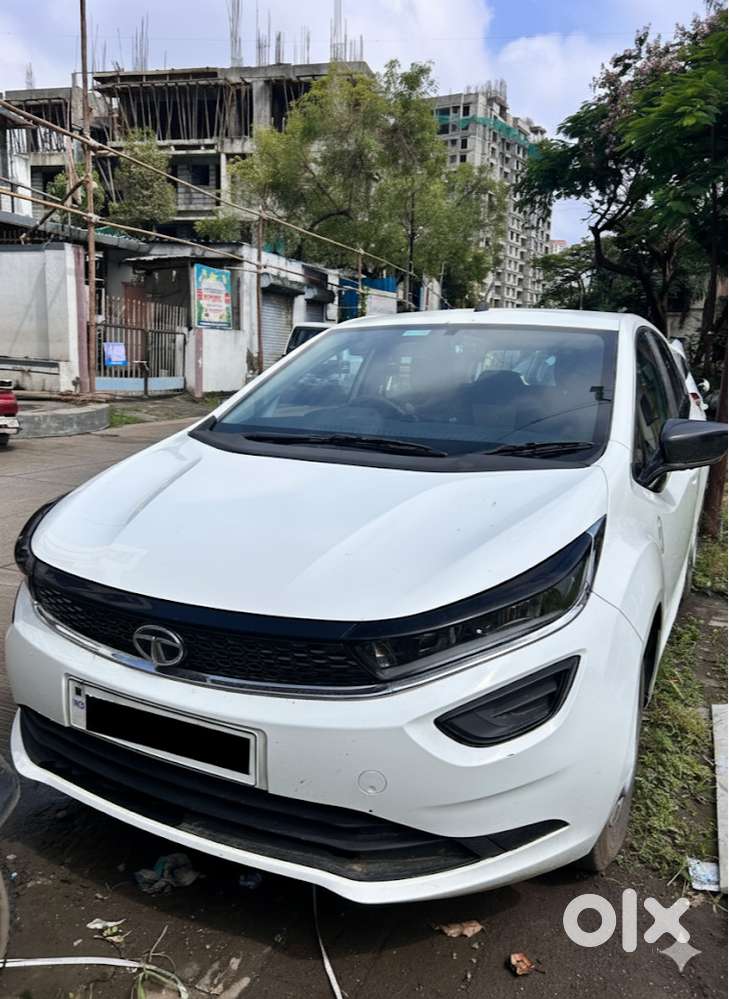 Tata Altroz 2023 Petrol 15802 Km Driven