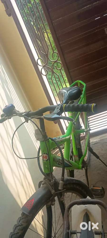 I use this bicycle only 1 year condition is very good