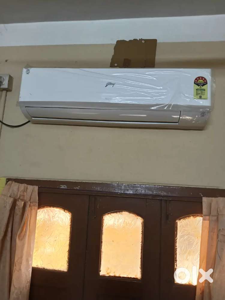 Godrej ac 7 months old