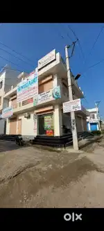 Shop for rent (corner shop) first floor 2 side open.