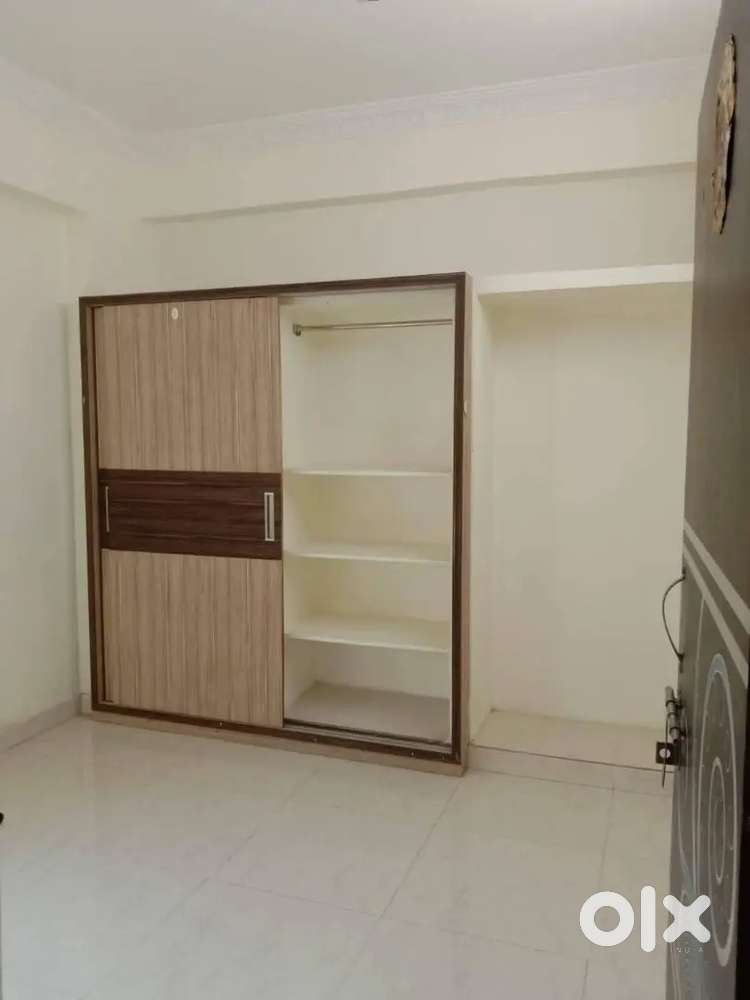 1bhk for rent in sr nagar .(  Family or bachelors )