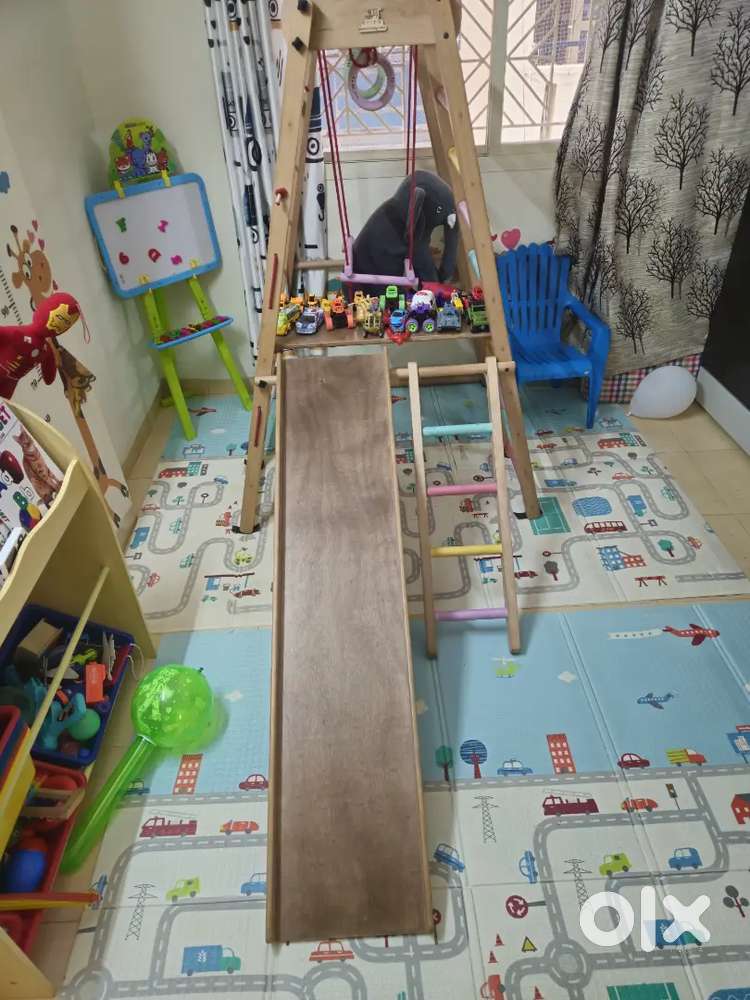 Ariro Jungle Gym