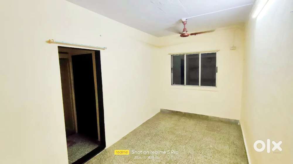 ONE ROOM KITCHEN FOR RENT UNFURNISHED FLAT AVAILABLE 15TH MOVEMBER.