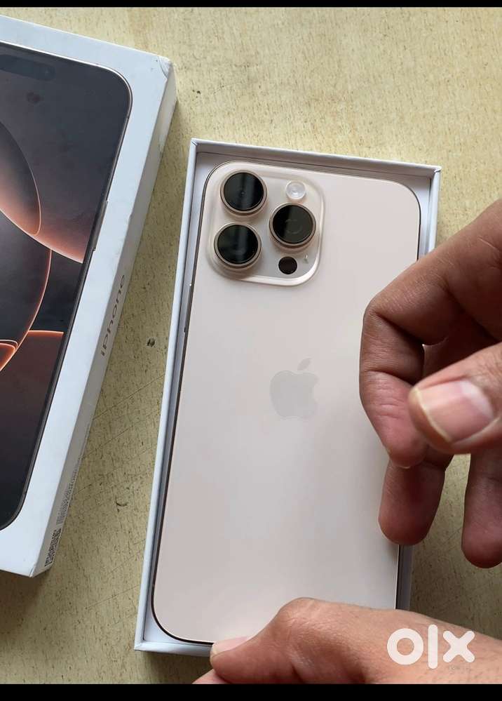 Iphone 16 pro maxx Desert tianium