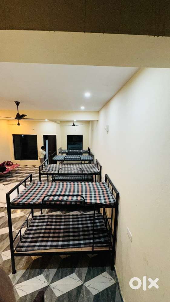 bunk bed for monthly rent in sector pi 1 and 2 greater noida males