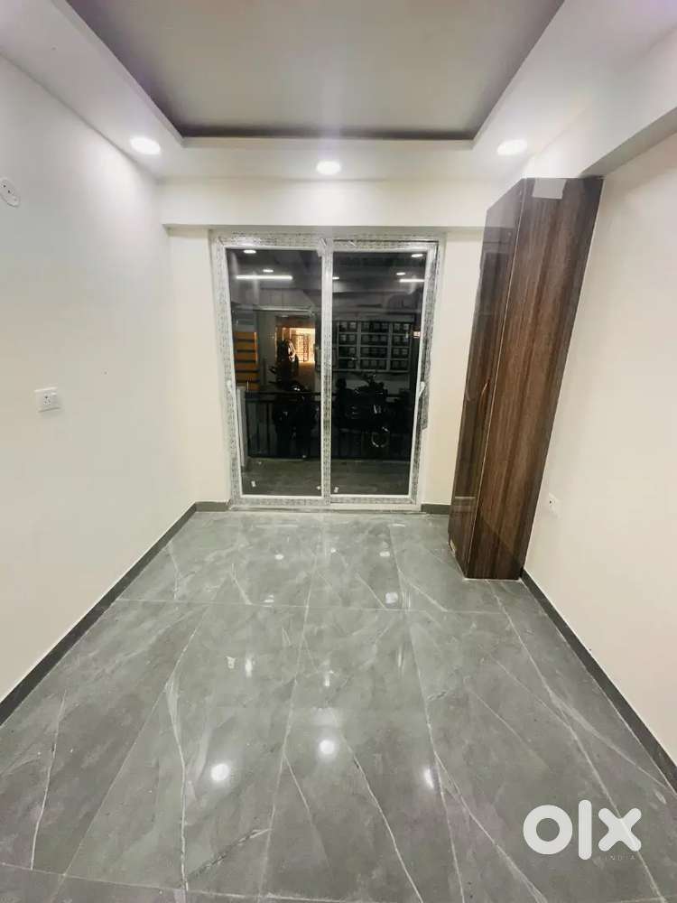 2bhk flat for sale near by Gaur City 2