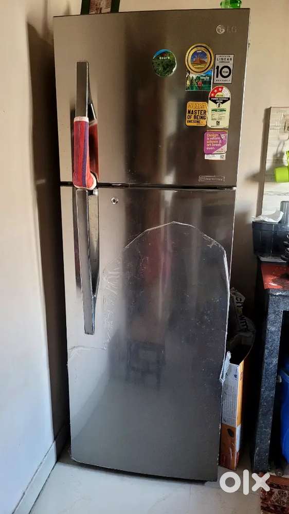 LG Refrigerator 335L