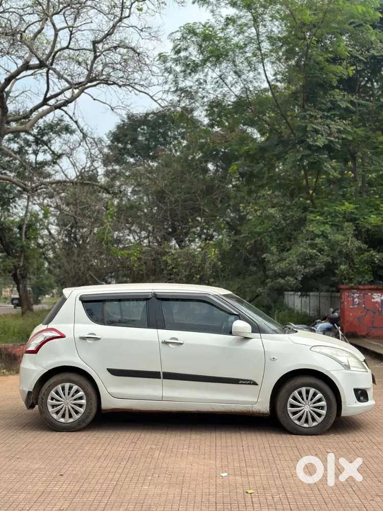 Maruti Suzuki Swift 2012 Diesel 86000 Km Driven