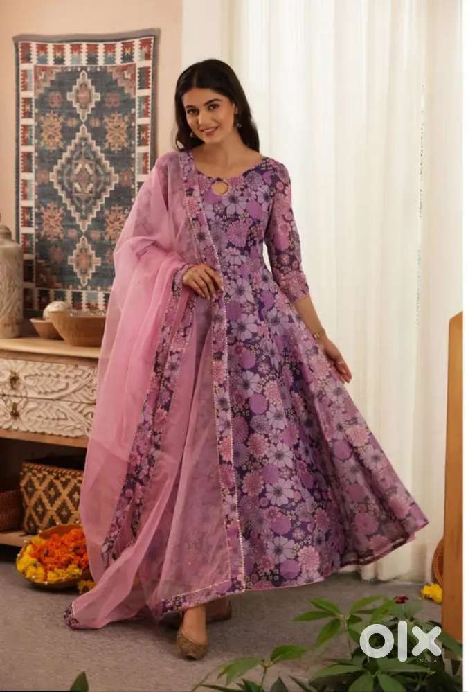 Pink Anarkali suit set with mirror work