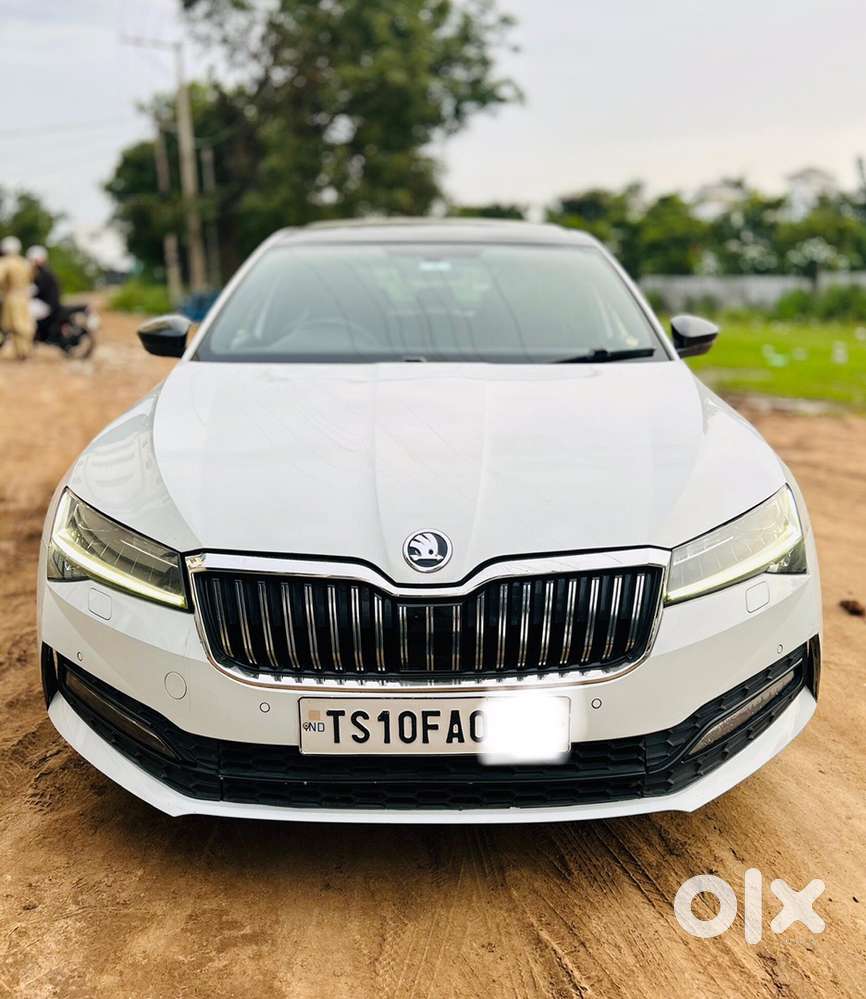 Skoda Superb 2.0 sport line 2021 Petrol automatic Good Condition
