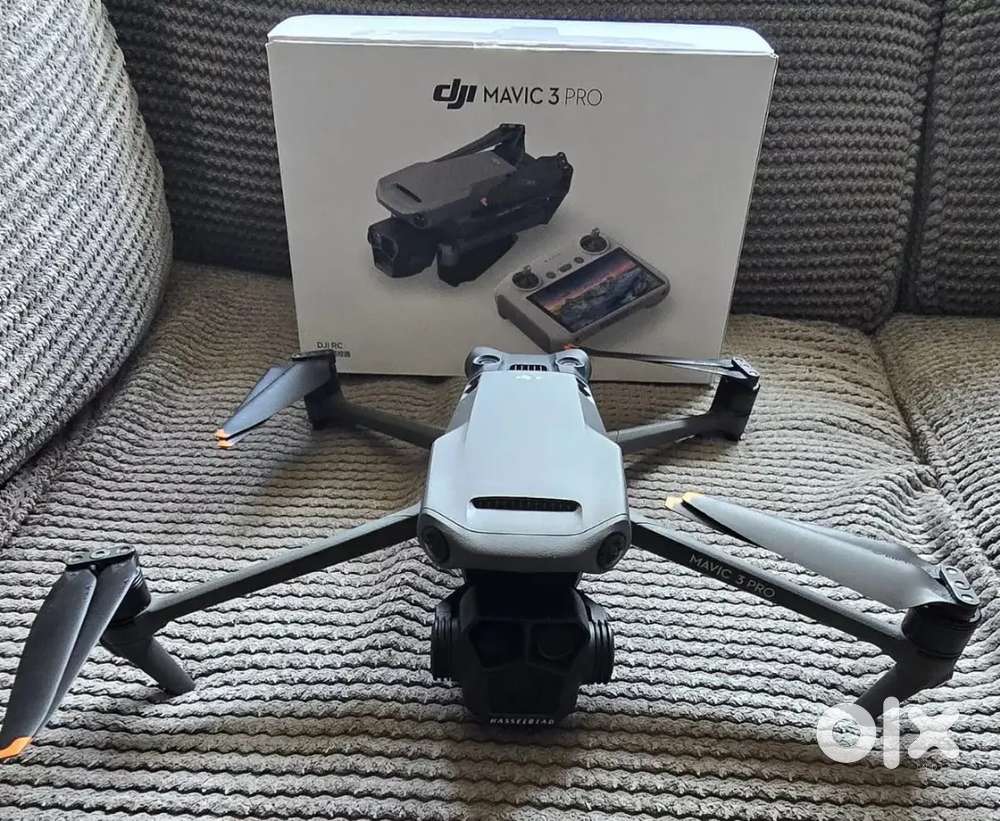 DJI FPV Drone Fly More Set + Loads of Extras + Motion Controller -