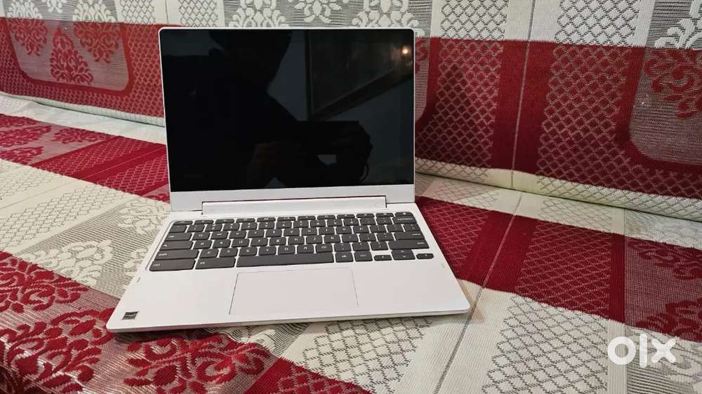 Chrome book laptop