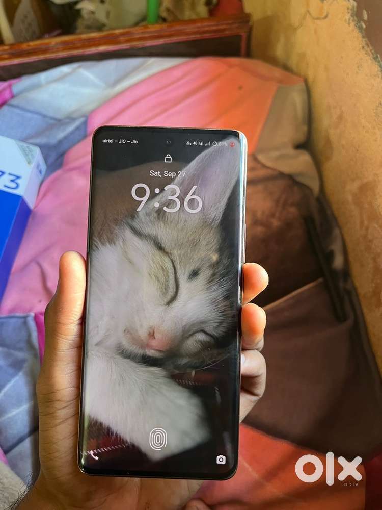 vivo v40e…