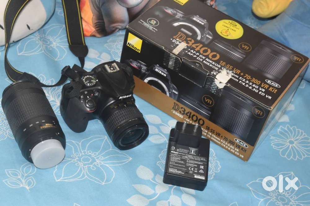 Nikon D3400 dual lens camera