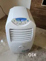 Croma 1.5  Ton 5 star Portable  AC