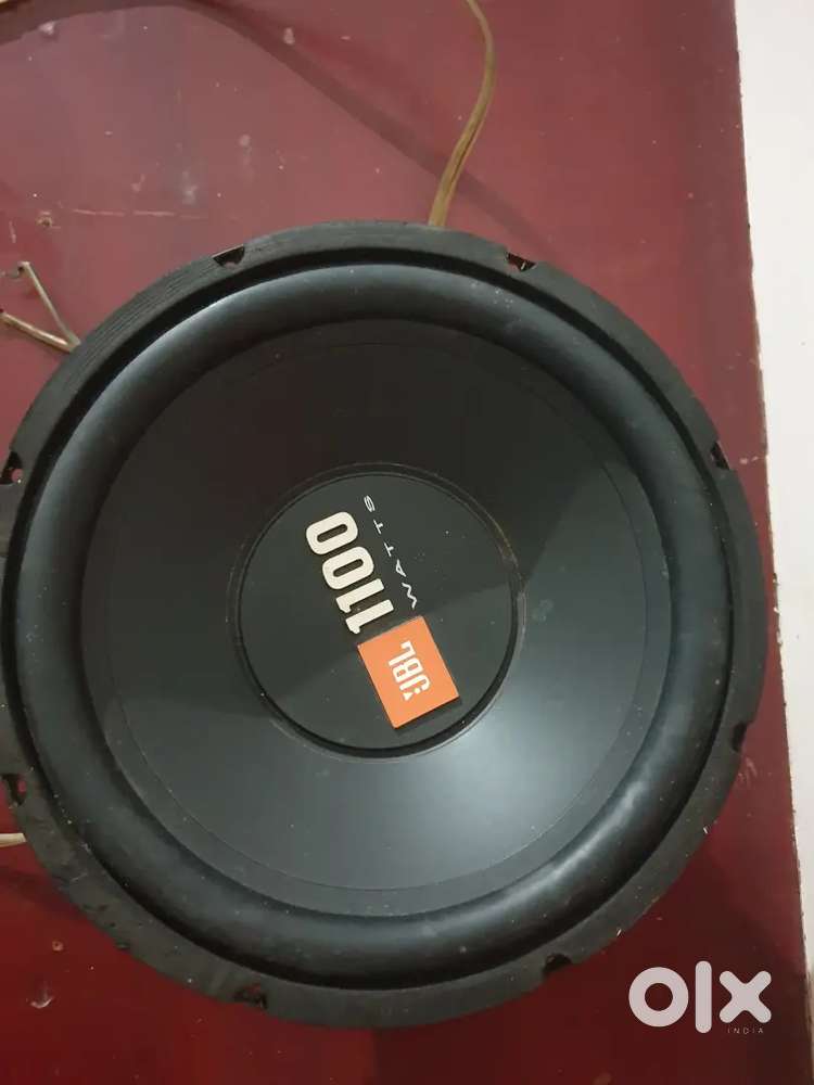 Jbl 1100w  rs 2600