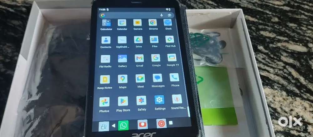 1 week old Brand new acer tablet