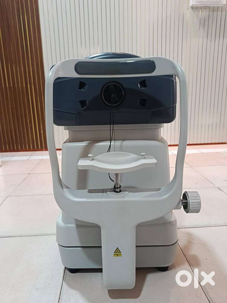 Xinyuan FA-6100A Auto Refractometer – 8 Months Old  Excellent Conditi