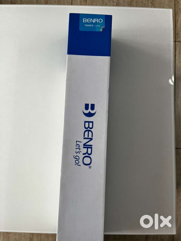 Brand new sealed pack canon camera tripod stand
