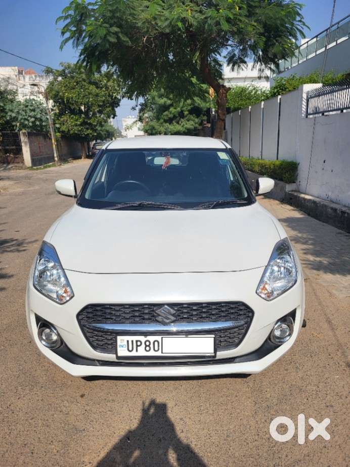 Maruti Suzuki Swift VXi + Manual, 2023, Petrol