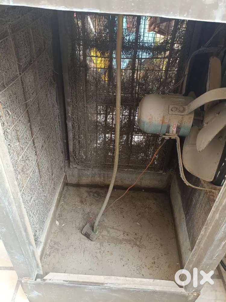Electric cooler Good condition exhaust fan wala